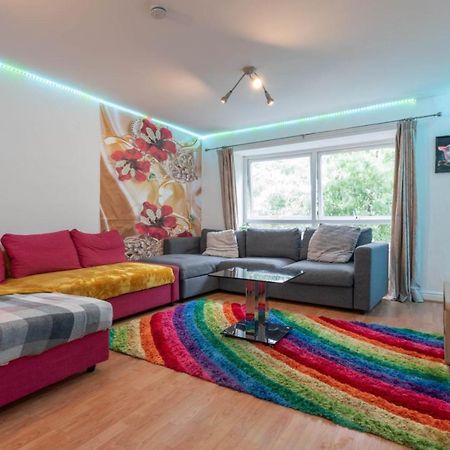 Hanifa Place ลีดส์ ภายนอก รูปภาพ