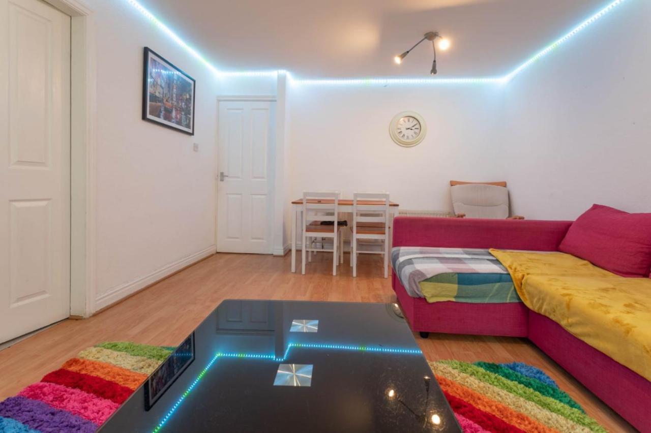 Hanifa Place ลีดส์ ภายนอก รูปภาพ